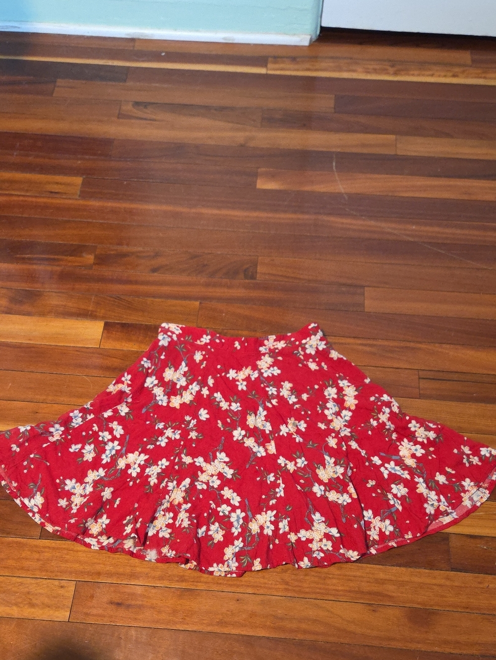 Vintage High Waisted 1970s Red Floral Women's Skirt